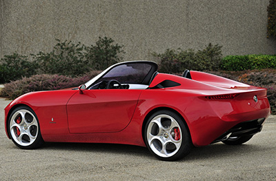 Alfa_Romeo_2uettottanta_by_Pininfarina_rear.jpg