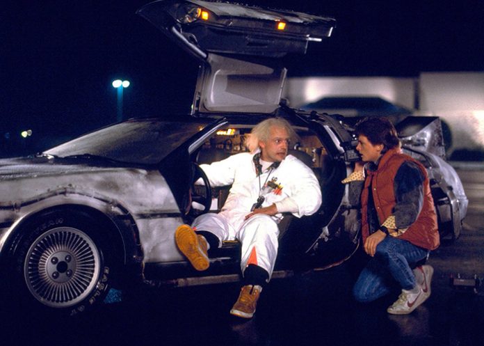 El Delorean vuelve del pasado, será actualizado y producido en ‘masa’